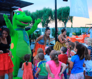 Amfora campsite - Evening show - Mini disco on the campsite stage