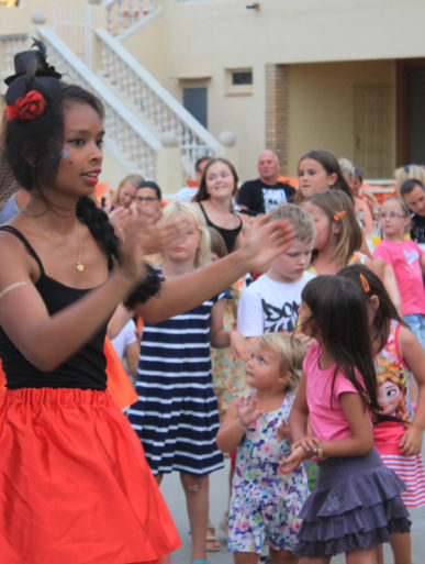 Amfora campsite - Evening show - Dancing at the children&rsquo;s club with the activity leaders several times a week