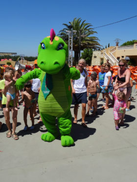 Amfora campsite - Evening show - Mini disco entertainment with the campsite mascot